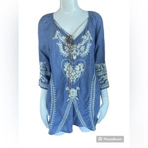 Johnny Was 3J Workshop Embroidered Heart Chambray 3/4 Sleeve Tunic Blouse M